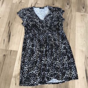 Short sleeve dress